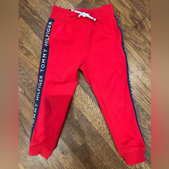 EUC Tommy Hilfiger Toddler Sweatsuit - Picture 3 of 4